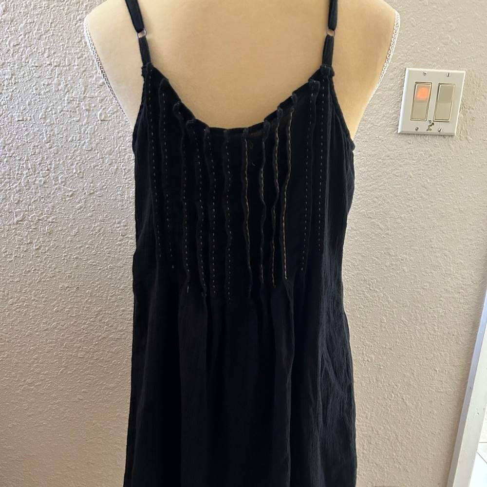Vans dress size M